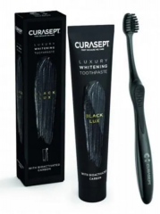 Curasept Luxury Black bělící zubní pasta s biaktivním uhlím 75 ml a ultrasoft zubní kartáček
